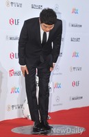 [포토]백상예술대상 손헌주, 정중한 폴더인사