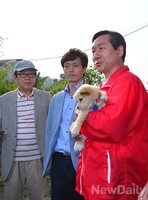 [포토]유기동물 실태 파악에 나선 유정복 후보