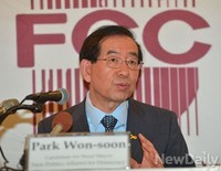 [포토]모두 발언하는 박원순 후보