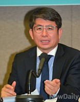 [포토]서울-경기 보수교육감 아내들과 토론회 가진 박종진앵커