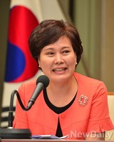 [포토]토론회 참석한 전경옥 조전혁후보 아내