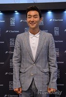 [포토]김인석, 오늘은 젠틀한 수트