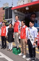 [포토]신림동 거리유세 나선 정몽준 후보