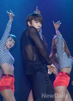 [포토]유키스 훈, 섹시함 돋보이는 웨이브