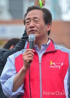 [포토]성북구유세 나선 정몽준 후보