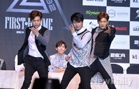 [포토]제국의 아이들 케빈-하민우-박형식, '포인트 안무는 숨입니다'