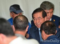 [포토]박원순 캠프에 등장한 박원순 후보