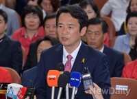 [포토]인터뷰하는 남경필 당선인