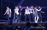 [포토]드림콘서트 제국의 아이들, 신곡 숨소리 무대