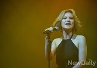 [포토]'사랑했으니..됐어'로 컴백한 가수 '거미'