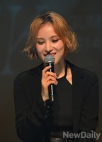 [포토]4년만에 컴백한 거미 