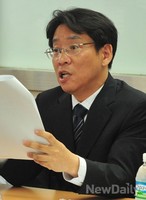 [포토]교육감 직선제 토론회, 발제하는 최승노 자유경제원 부원장