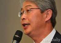 [포토]합병계획 발표하는 임종룡 NH금융지주 회장