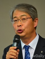 [포토]합병계획 밝히는 임종룡 회장