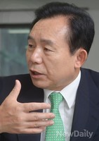 [포토]이인제 후보, 