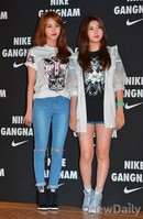 [포토]청바지로 멋을 낸 포미닛