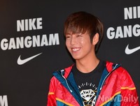 [포토]여심녹이는 이현우의 미소