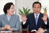 [포토]대화 나누는 '박영선-이완구' 원내대표