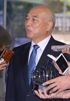 [포토]답변하는 문창극 후보자