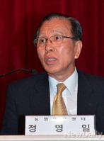 [포토]WTO쌀관세화 유예종료 공청회 사회맡은 정영일 이사장