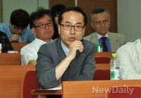 [포토]자유토론 코멘트하는 박상봉 전 통일교육원장