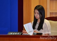 [포토]배심원석에 착석한 배우 박신혜