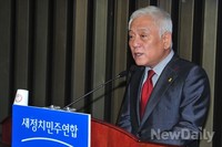 [포토]모두발언 하는 새민련 '김한길' 대표