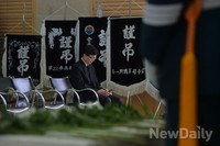 [포토]동부전선 희생장병 빈소 지키는 유가족
