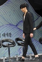 [포토]명량, 포멀한 블랙 수트도 멋지게 소화하는 노민우