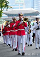 [포토]호국퍼레이드 참가한 국방부 군악대
