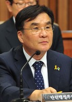 [포토]세월호 국조특위 참석한 강병규 안행부 장관