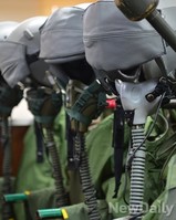 47년째 우리나라 영공지키는 팬텀 전폭기 이곳 저곳