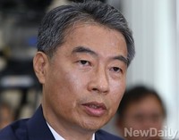 [포토]의원들의 질의에 답하는 정종섭 후보자