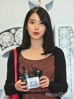 [포토]인터뷰하는 아이유