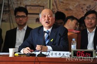 [포토]질의에 답변하는 김명수 교육부장관 후보자