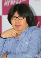 [포토]헤어스타일만큼 독특한 감성을 표현한 조성규감독
