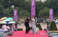 [PiFan]판타스틱영화제 레드카펫에 입장하는 딩동-서유리