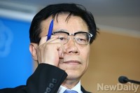 [포토]쌀 관세화 결정 발표하는 이동필 농림축산식품부 장관