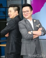 [포토]압도적7 기자간담회, 정찬우 '우리의 라이벌은 없어.. 웃음 빵'