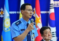 [포토]보라매사업 관련 질문에 답하는 신익현 전력기획3차장