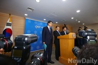 [포토]'쌀 관세화 결정' 발표하는 이동필 농림축산식품부 장관