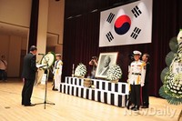 [포토]우남 이승만 박사 추도문 낭독하는 이기수 회장