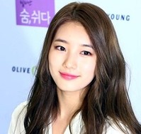 [포토]국민 첫사랑 '수지'..명동에 떴다