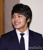 [포토]서울국제청소년영화제 홍보대사 된 훈남 여진구