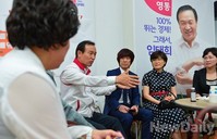 [7.30]보육관계자와 만난 임태희 후보