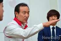 [7.30]유치원 보육관계자와 만난 임태희 후보