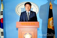 [포토]새정치 서울 동작을 기동민 후보 사퇴