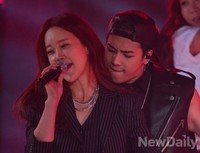 [엠카10주년]GOT7-백지영이 함께 선보인 '내 귀에 캔디'