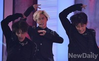 [엠카10주년]무대에선 엑소K, 표정도 최고