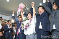 [포토]동작을 나경원 당선
